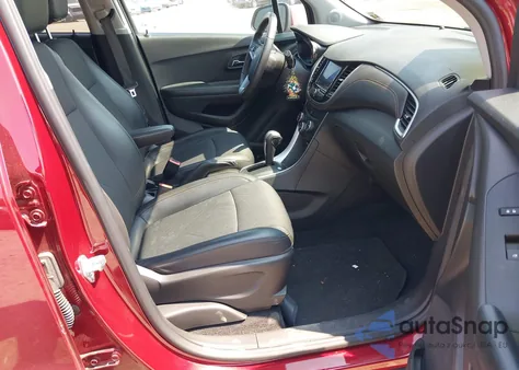 2022 Chevrolet Trax Awd Lt z USA, uszkodzony, nr VIN KL7CJPSM7NB526086